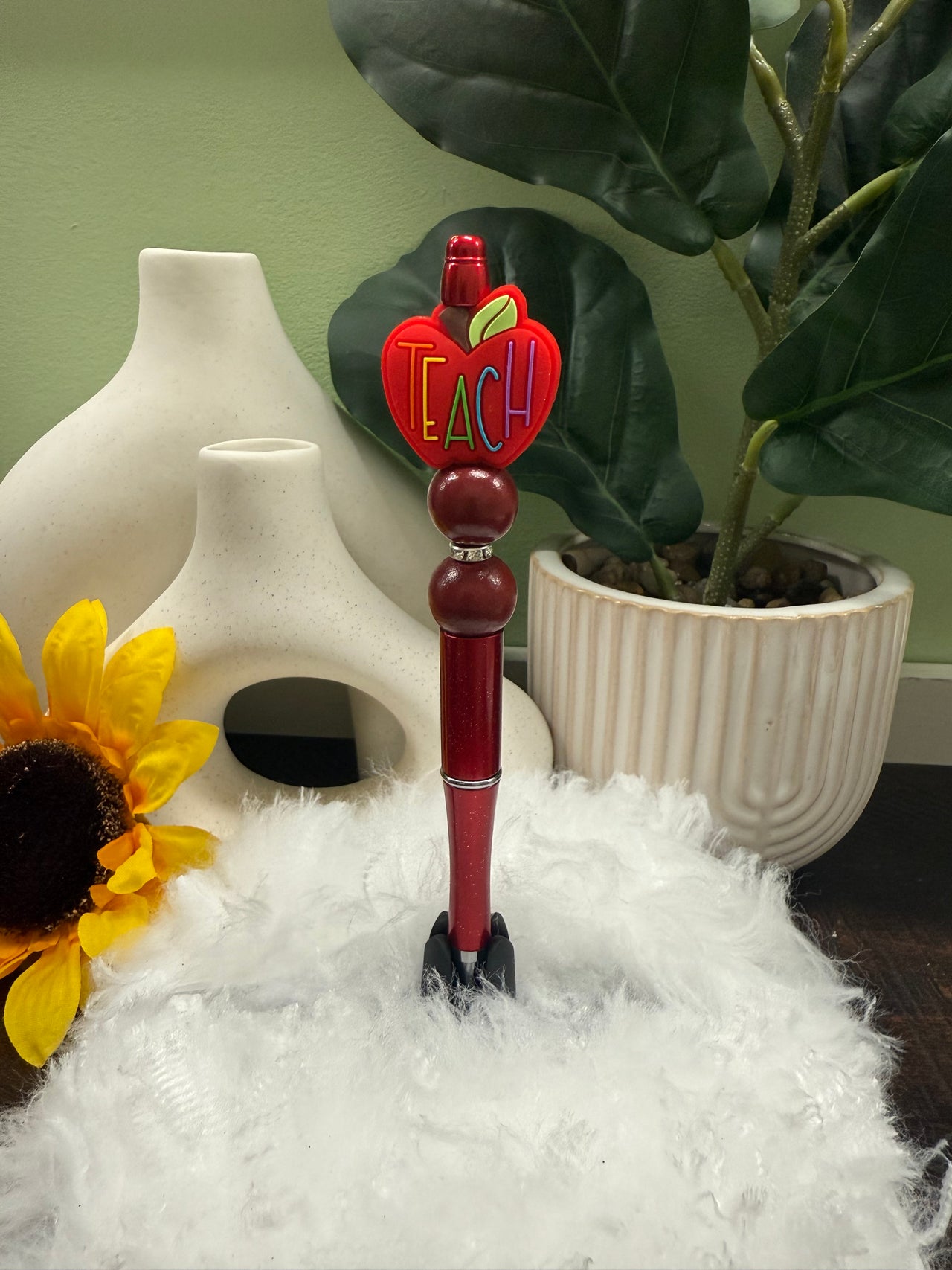 Teach apple pen red
