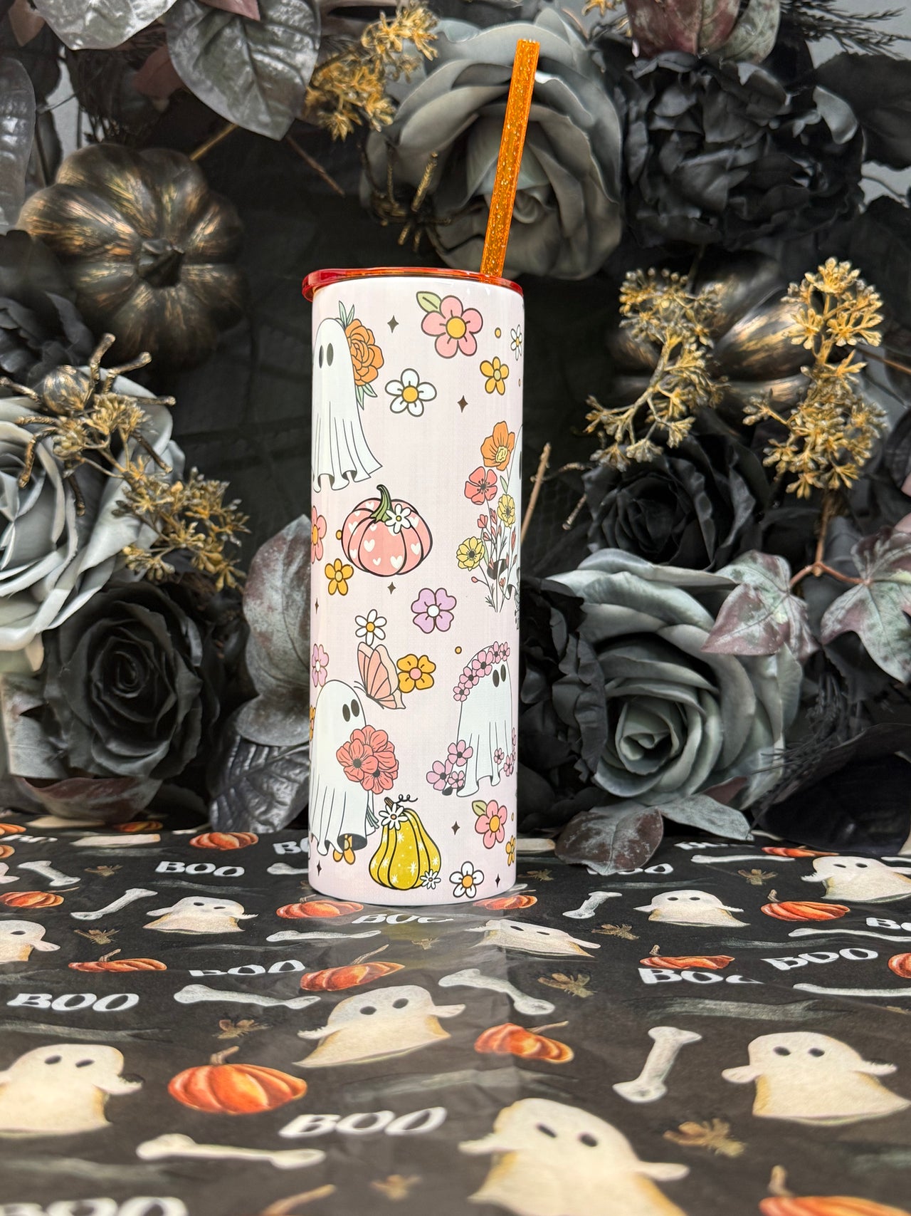 Cute ghost & flowers