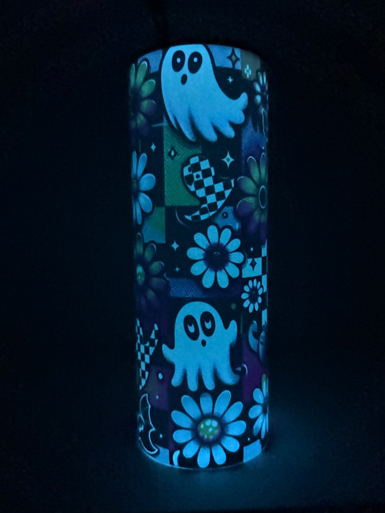 Groovy ghost glow
