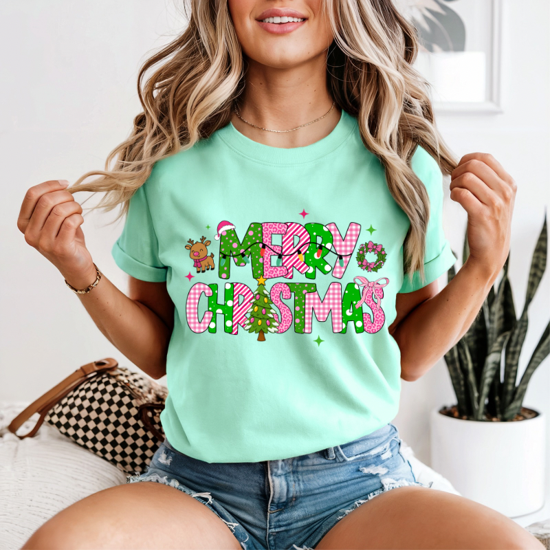 Merry treesmas tee