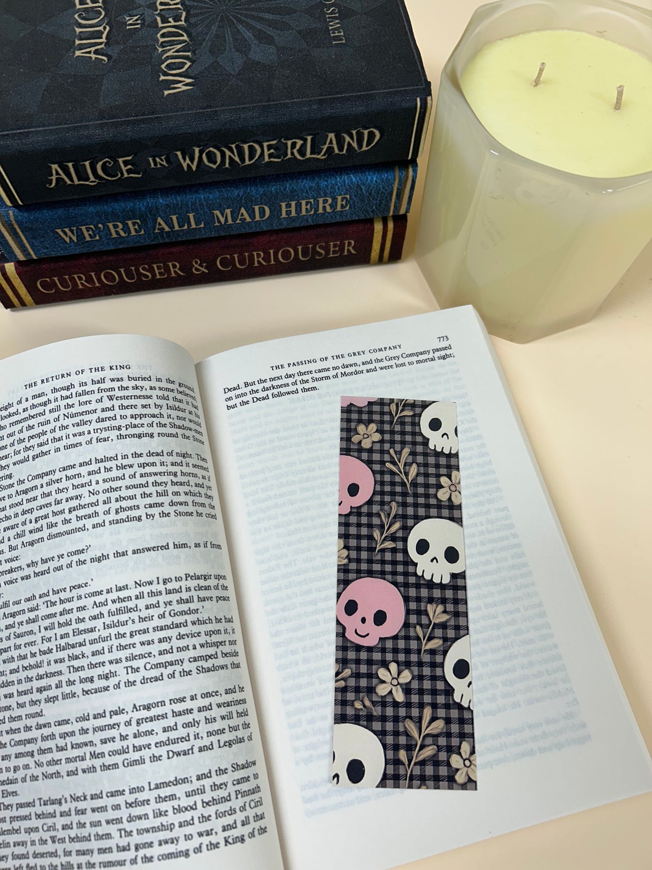 Sweet skull bookmark