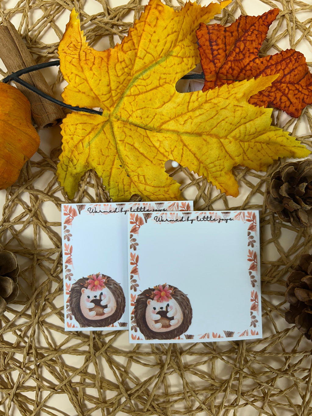 Hedgehog fall sticky note