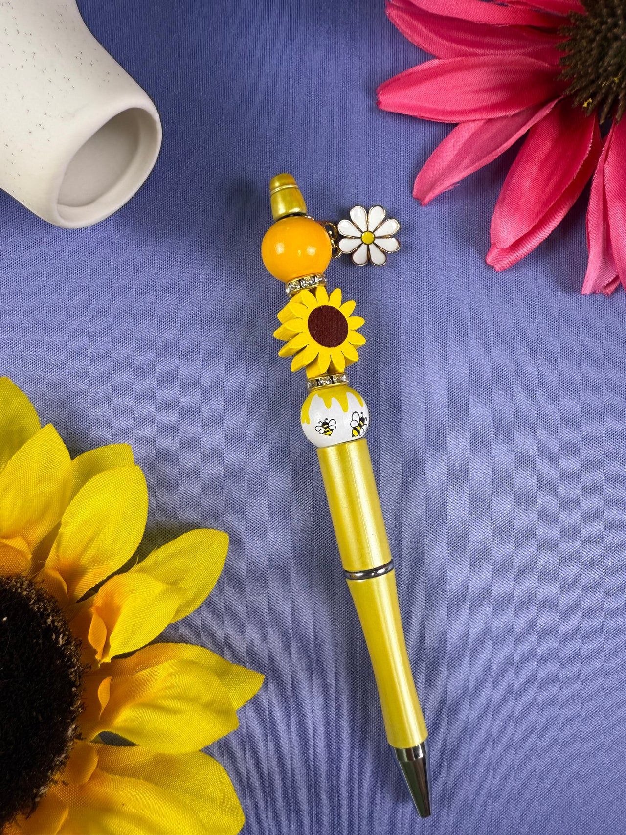 Sunflower & Bees pen