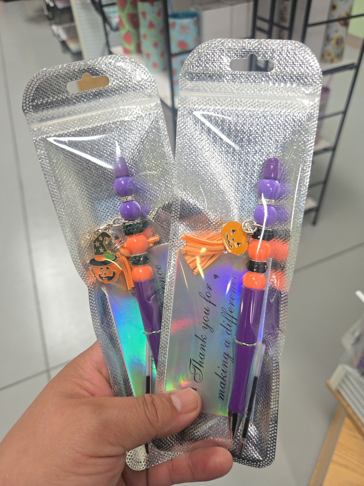 The pumpkin charm pen